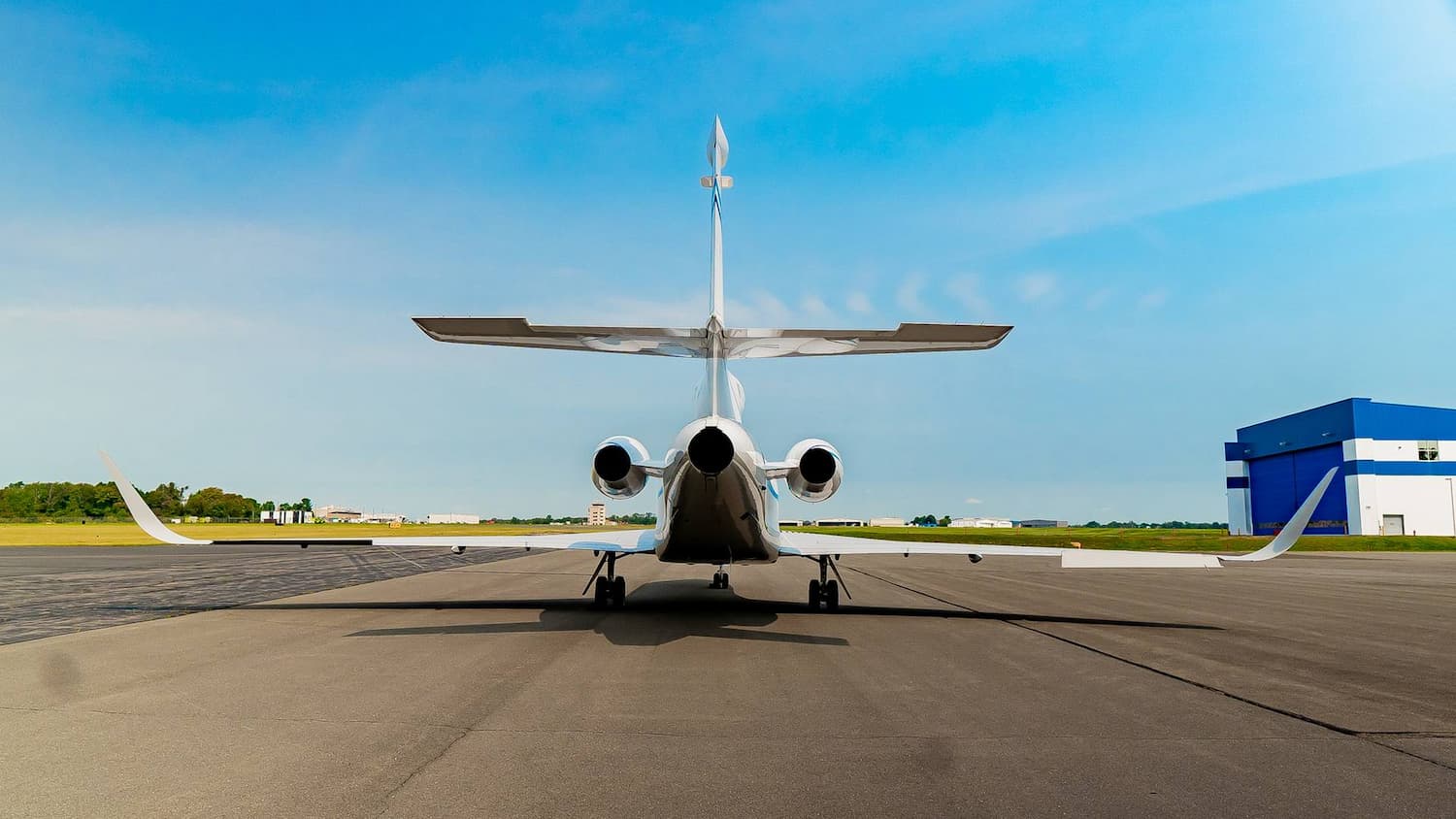Falcon 900EX Jet - Aircraft Exterior