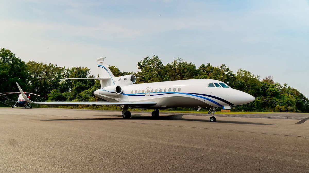Aircraft - Falcon 900EX Jet